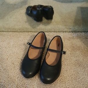 Black Bloch 11 1/2 girls tap shoes
